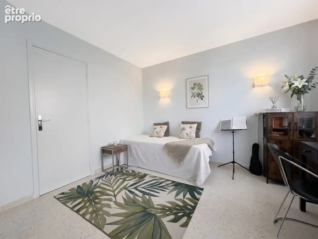 Appartement 4 pièces 76 m² à vendre à Beziers (34500) - photo 2
