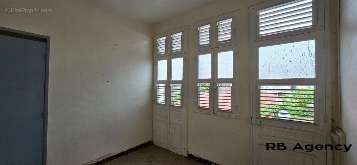 Maison à FORT-DE-FRANCE