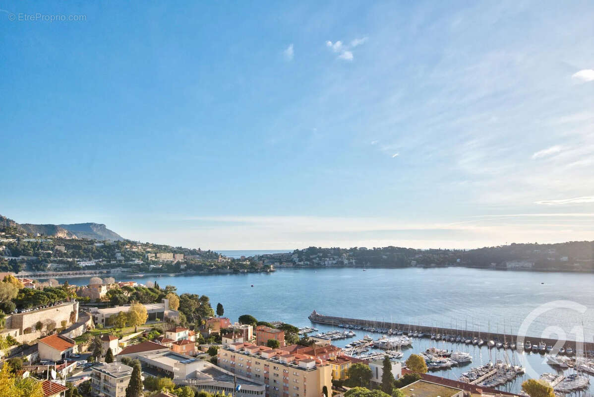 Appartement à VILLEFRANCHE-SUR-MER