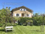 Maison à SAINT-AGREVE