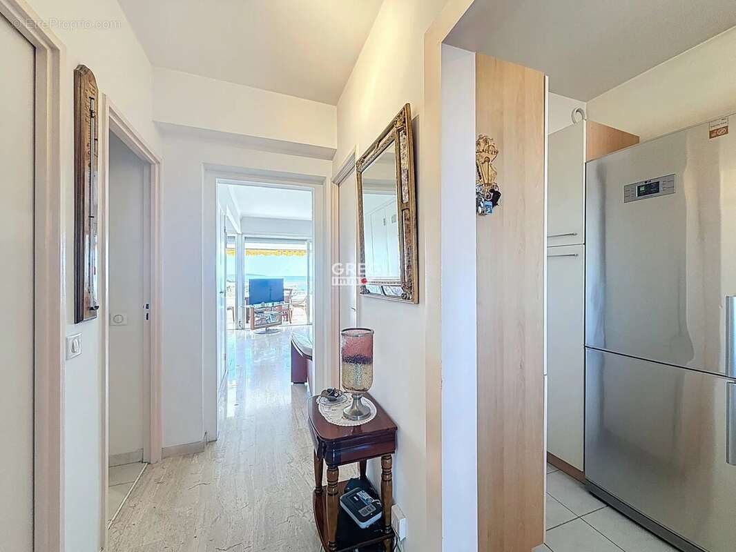 Appartement à VILLENEUVE-LOUBET