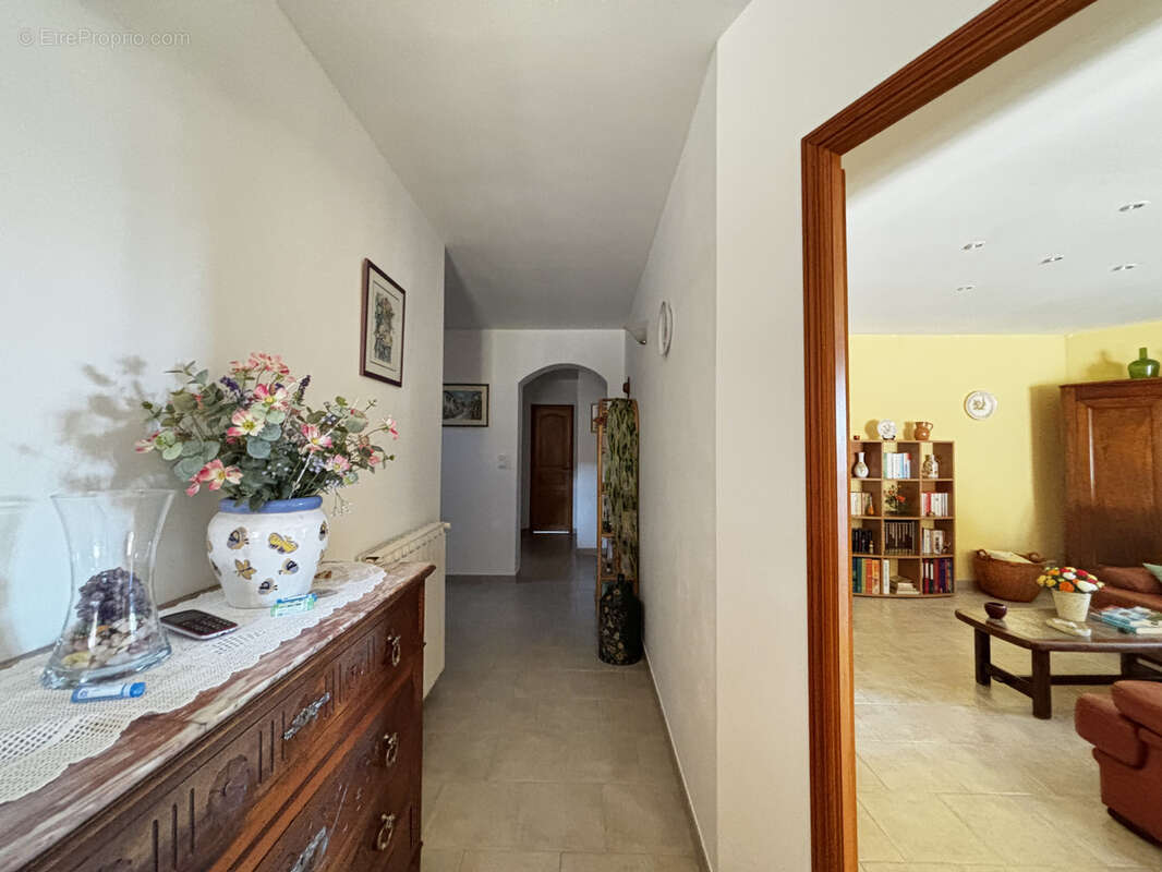 Maison à VILLETELLE