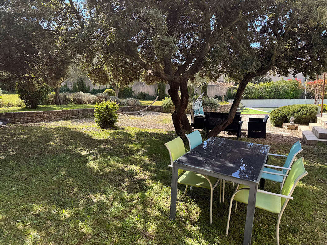 Maison à VILLENEUVE-LES-AVIGNON