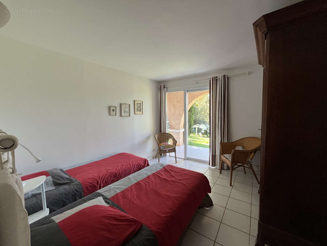 Maison à PLAN-DE-LA-TOUR