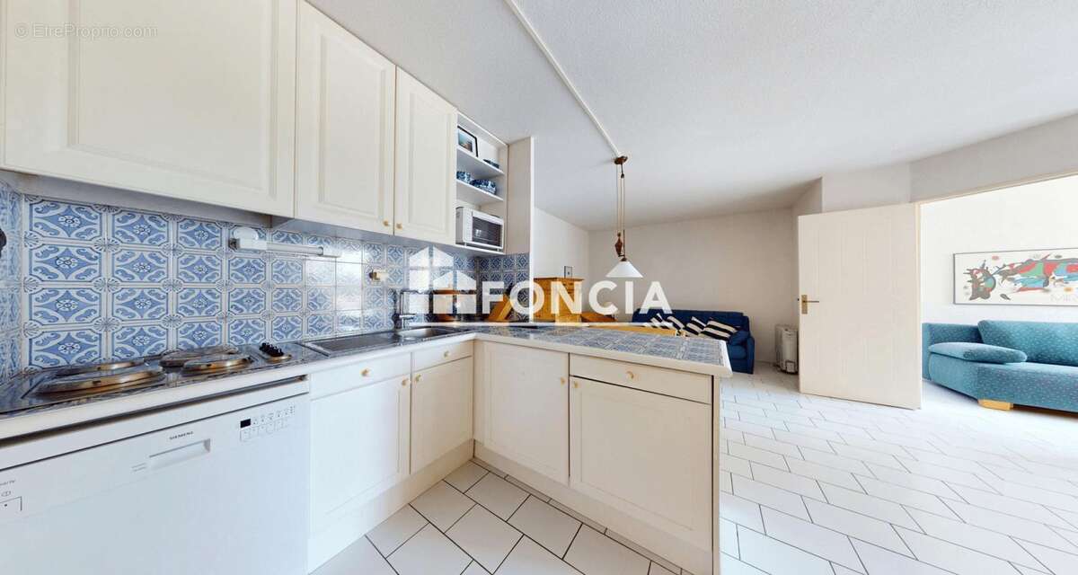 T3 - vue port + mer - parking + possibilite garage ferme de 25 m² - photo 6