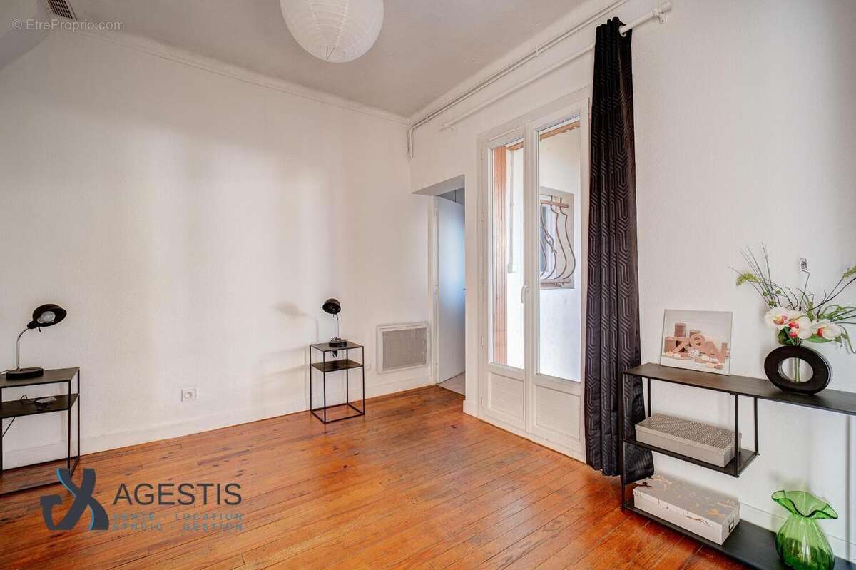   - Appartement à TOULOUSE