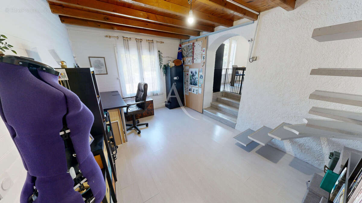 Maison de plain-pied à Palaja avec terrain divisible - photo 6