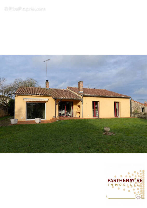 Maison à THENEZAY
