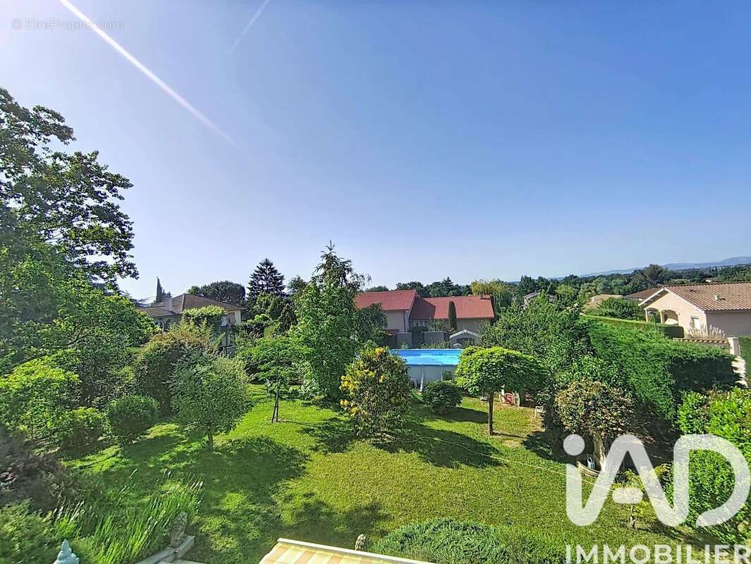 Photo 4 - Maison à GREZIEU-LA-VARENNE
