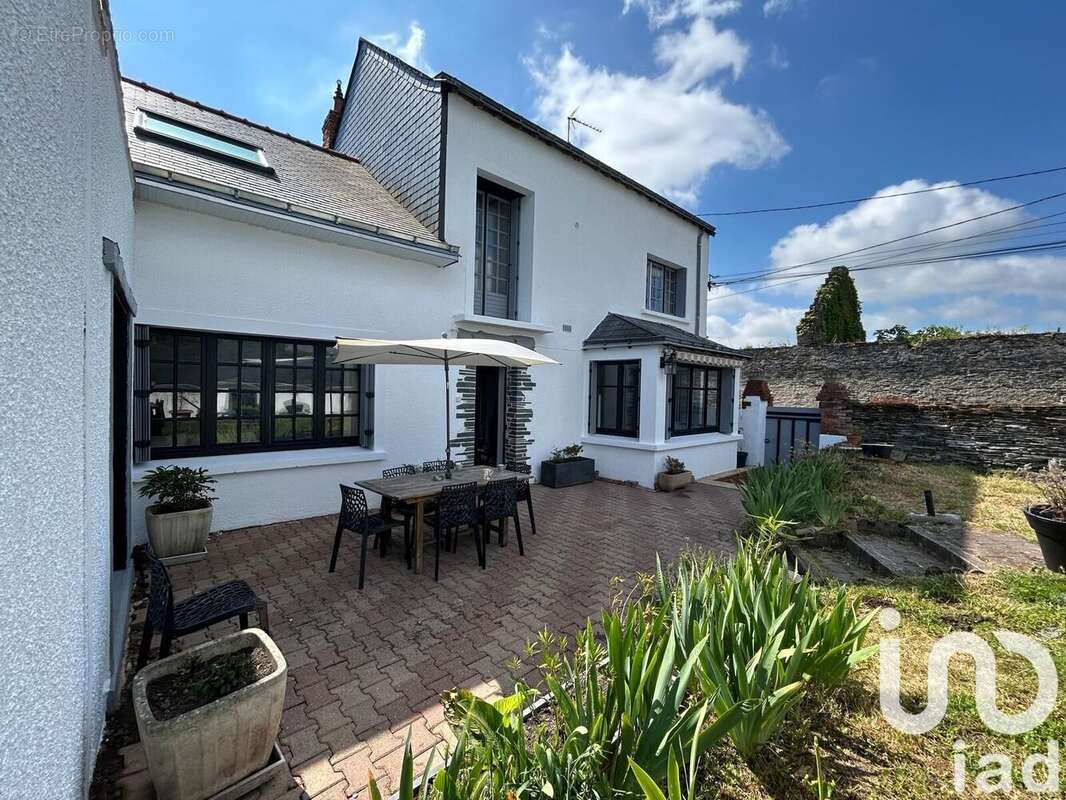 Photo 2 - Maison à TRELAZE