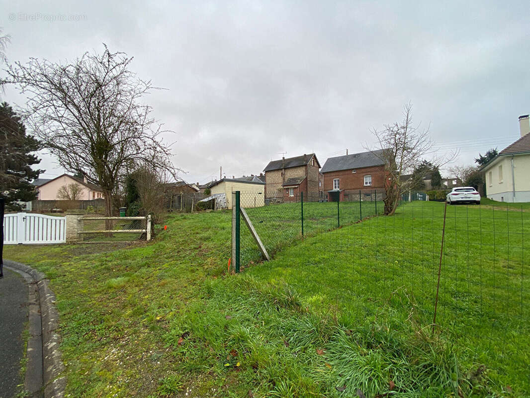 Terrain constructible au Neubourg - photo 4