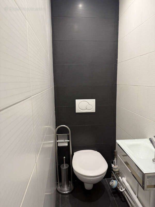 Appartement 3 pièces REFAIT à NEUF - 1 min à pieds du RER E CHELLES - photo 9