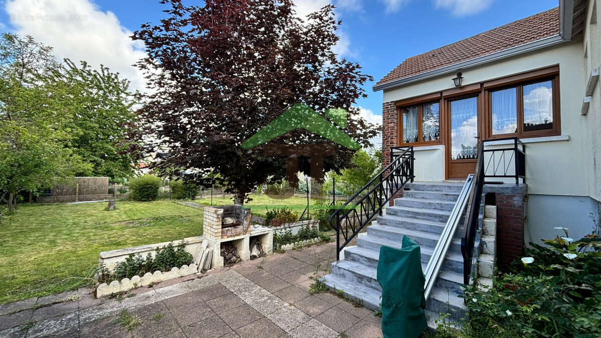 Maison à CHATEAUDUN