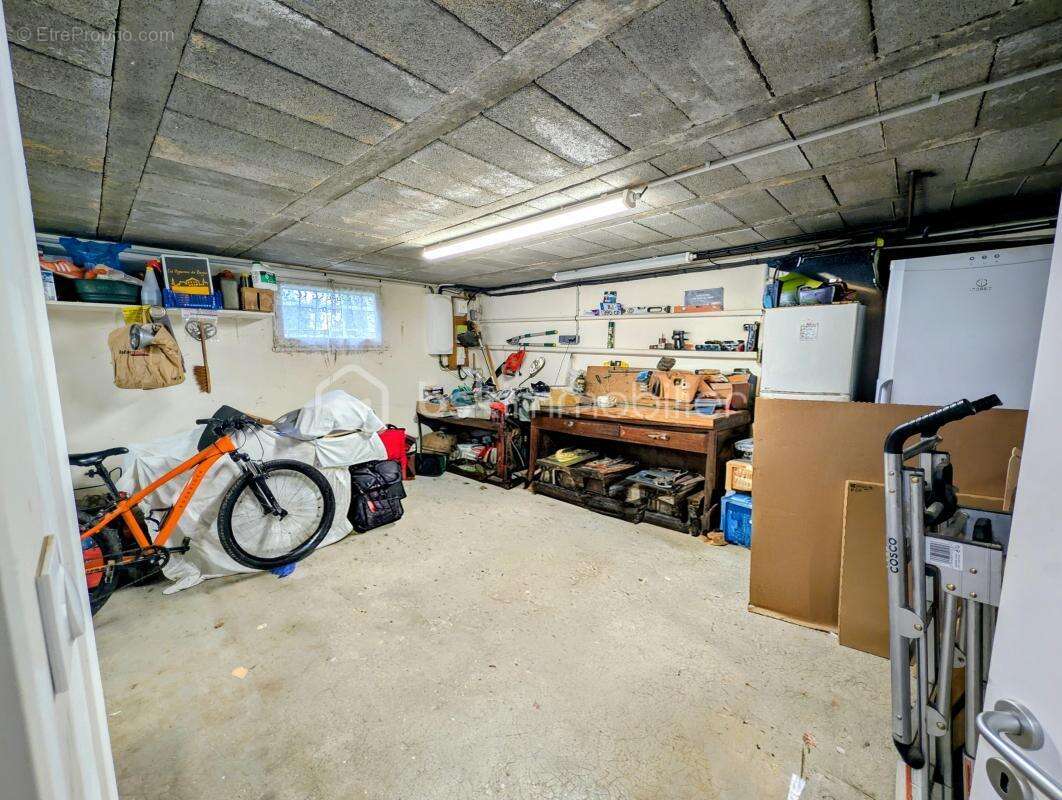 Maison 97 m² + 1 420 m² jardin – Prin-Deyrançon (79) - photo 17