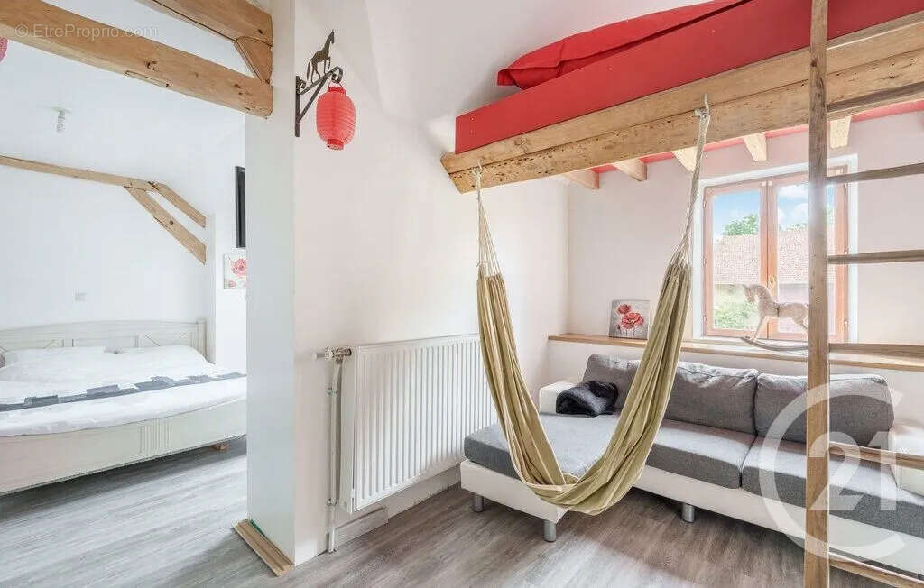 Maison 290 m² à Montigny-Les-Monts  - photo 9