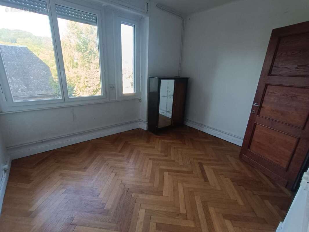 Maison 257 m² à Forges  - photo 163
