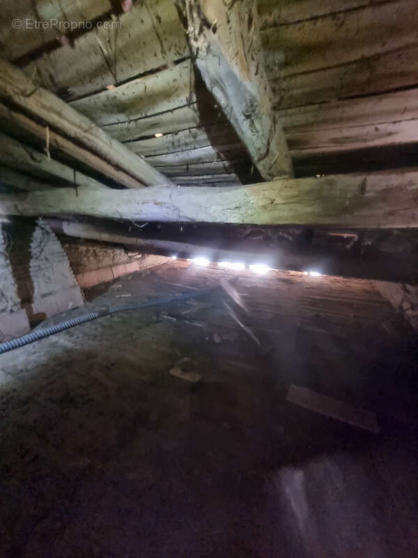 Maison ancienne à rénover + terrain constructible 809 m² — Bressols - photo 18