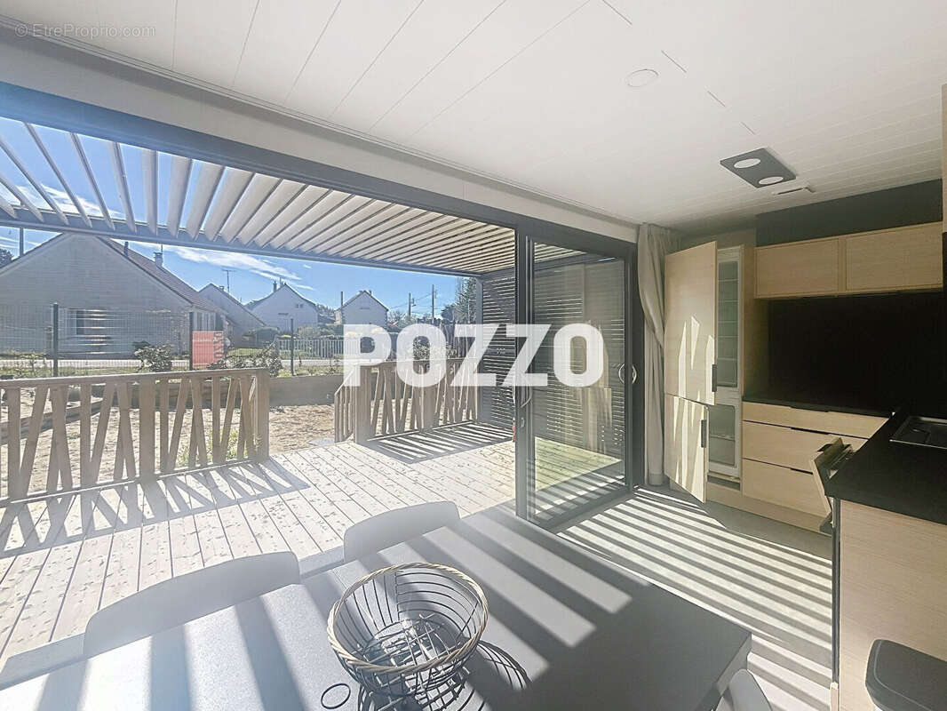 Maison à JULLOUVILLE