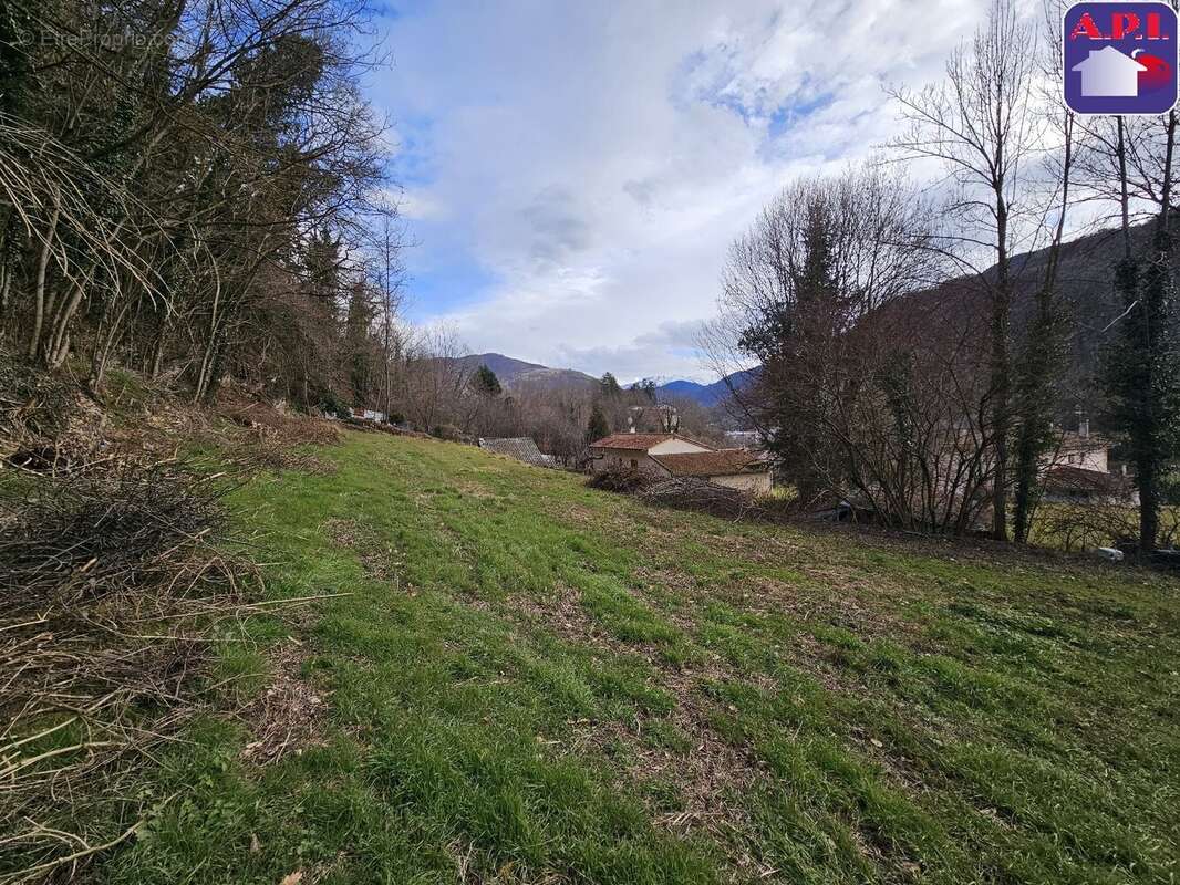 Terrain à LUZENAC