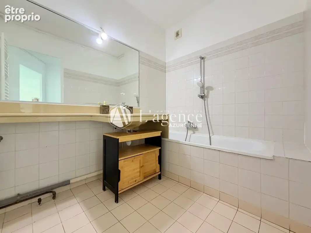 Appartement 2 pièces - Centre-Ville - Cagnes-sur-Mer - photo 5