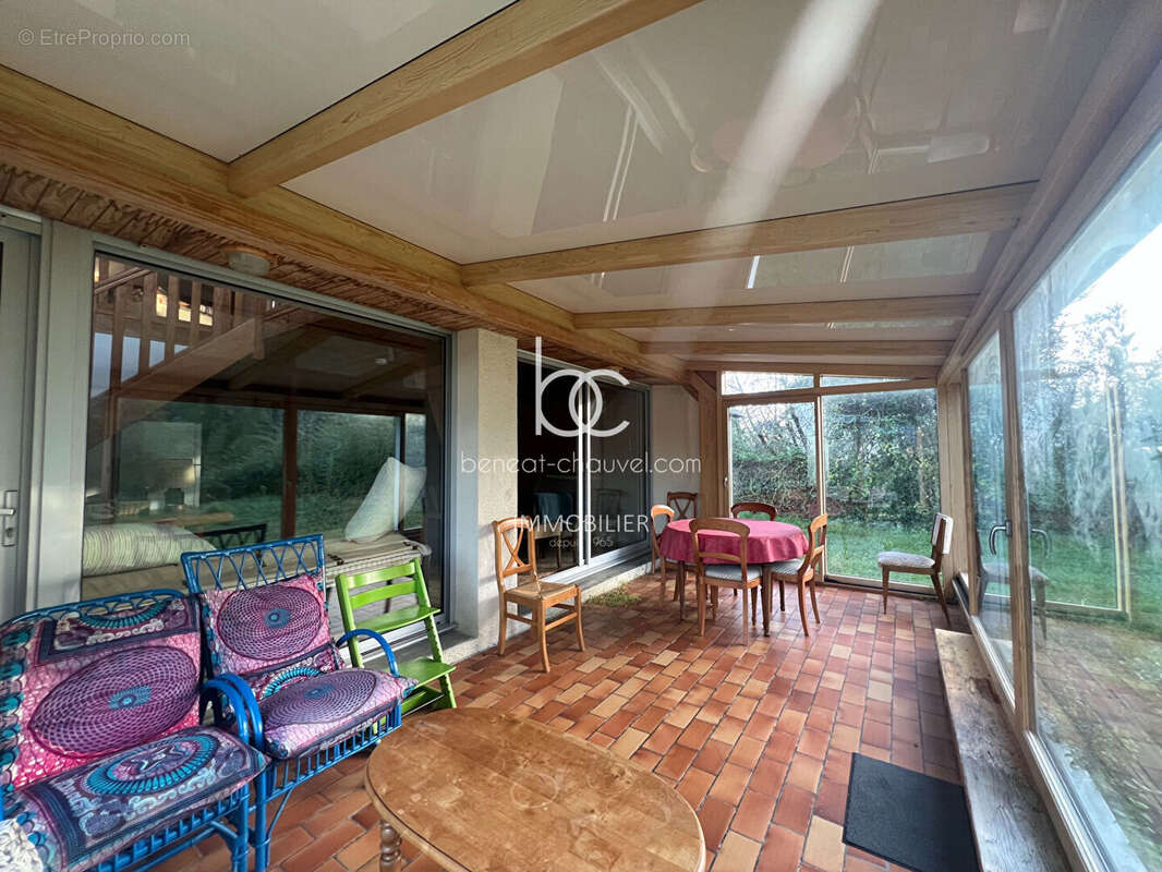 VENTE Maison  2 Chambres + Mezzanine  Proche Golfe Brillac  SARZEAU (56370) - photo 3