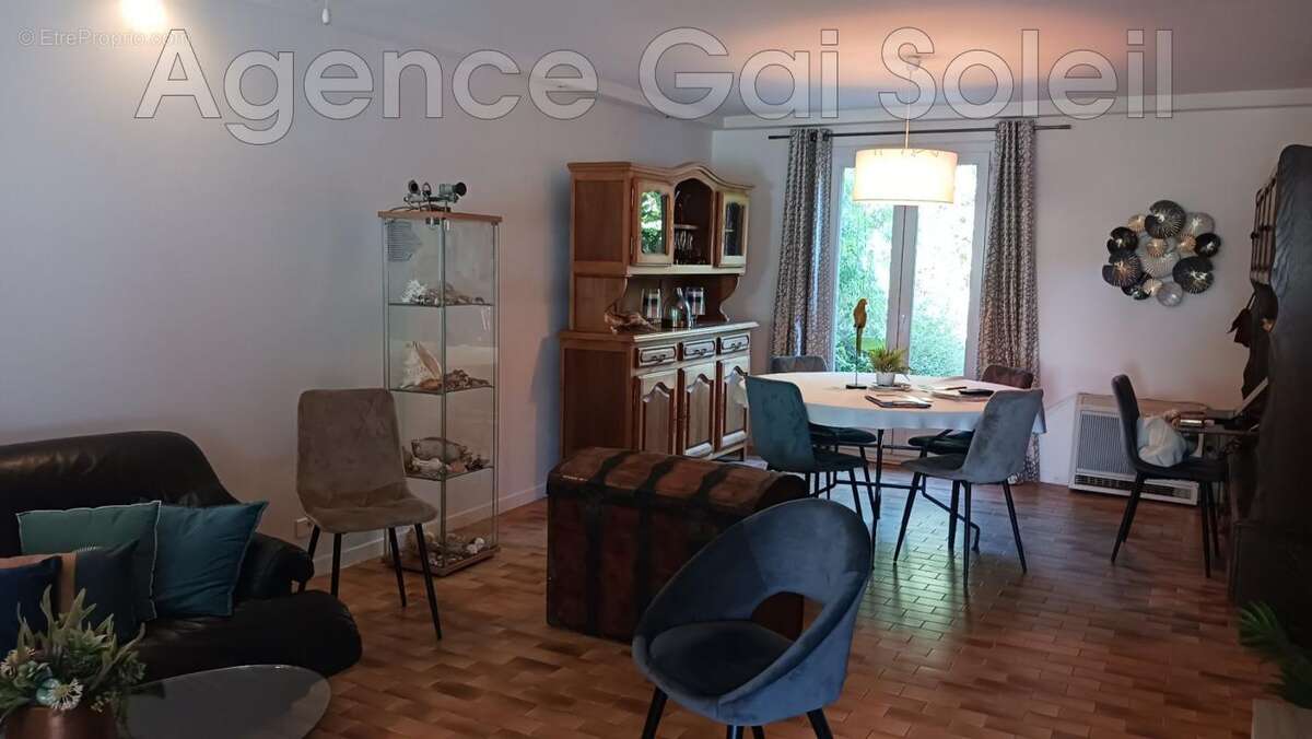 Maison à NISSAN-LEZ-ENSERUNE