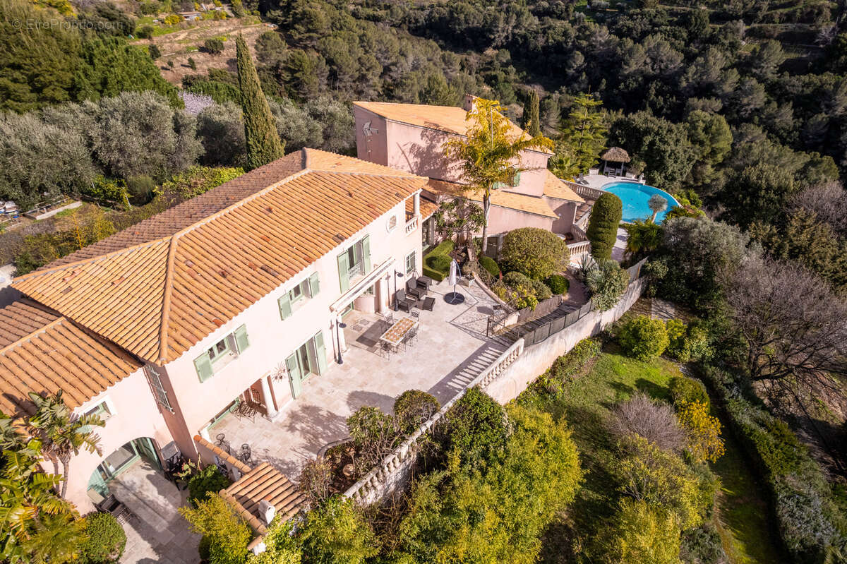 Maison à CAGNES-SUR-MER