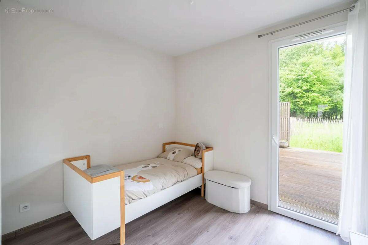 Appartement de 3 pièces de 65 m² à Villenave-d'Ornon - photo 7