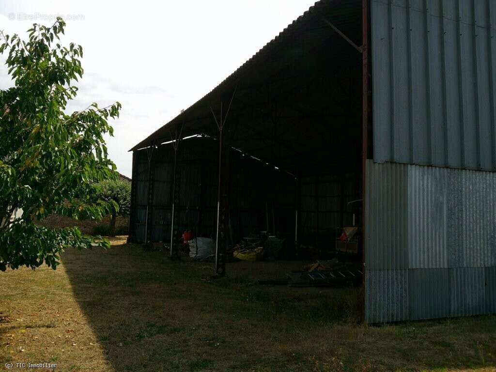 Maison De Campagne Avec Une Deuxième Maison Et D'Autres Dépendances - photo 6