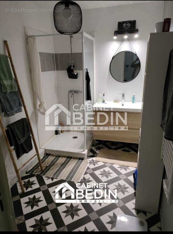 Appartement 56 m² à Saint-Medard-En-Jalles  - photo 4