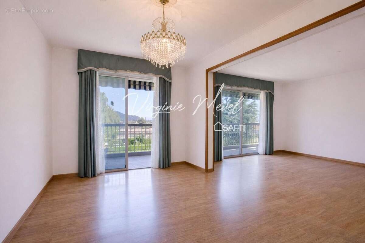 Photo 2 - Appartement à NICE