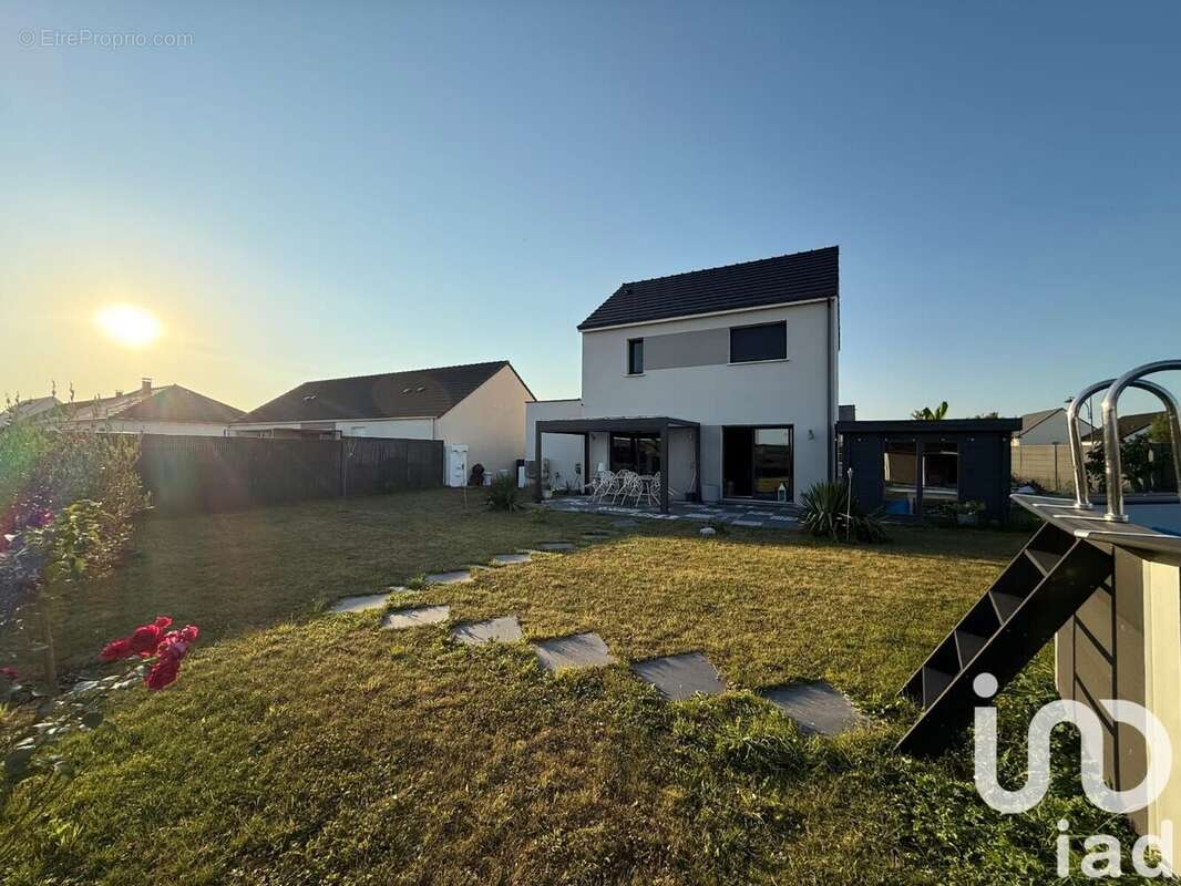 Photo 2 - Maison à BERRY-AU-BAC