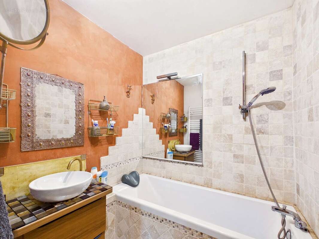 Maison à JOUQUEVIEL