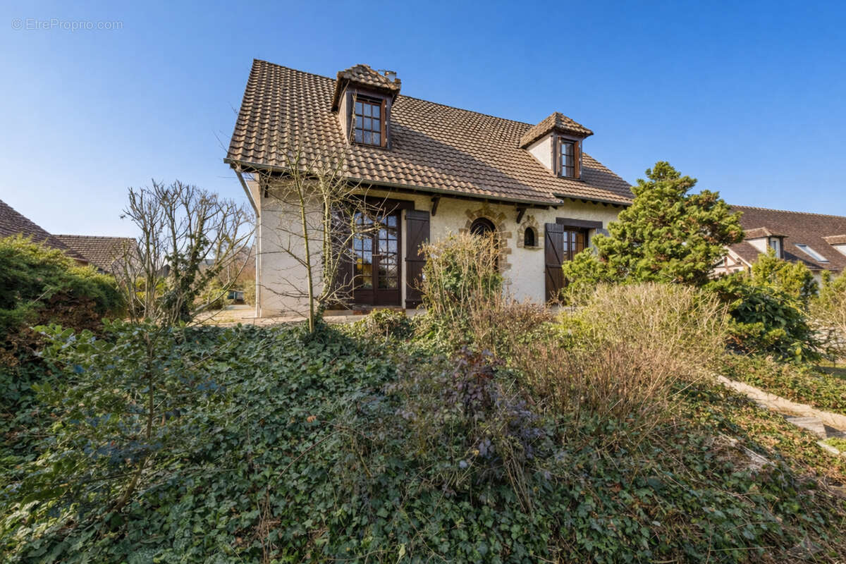 Maison à NOGENT-LE-ROI