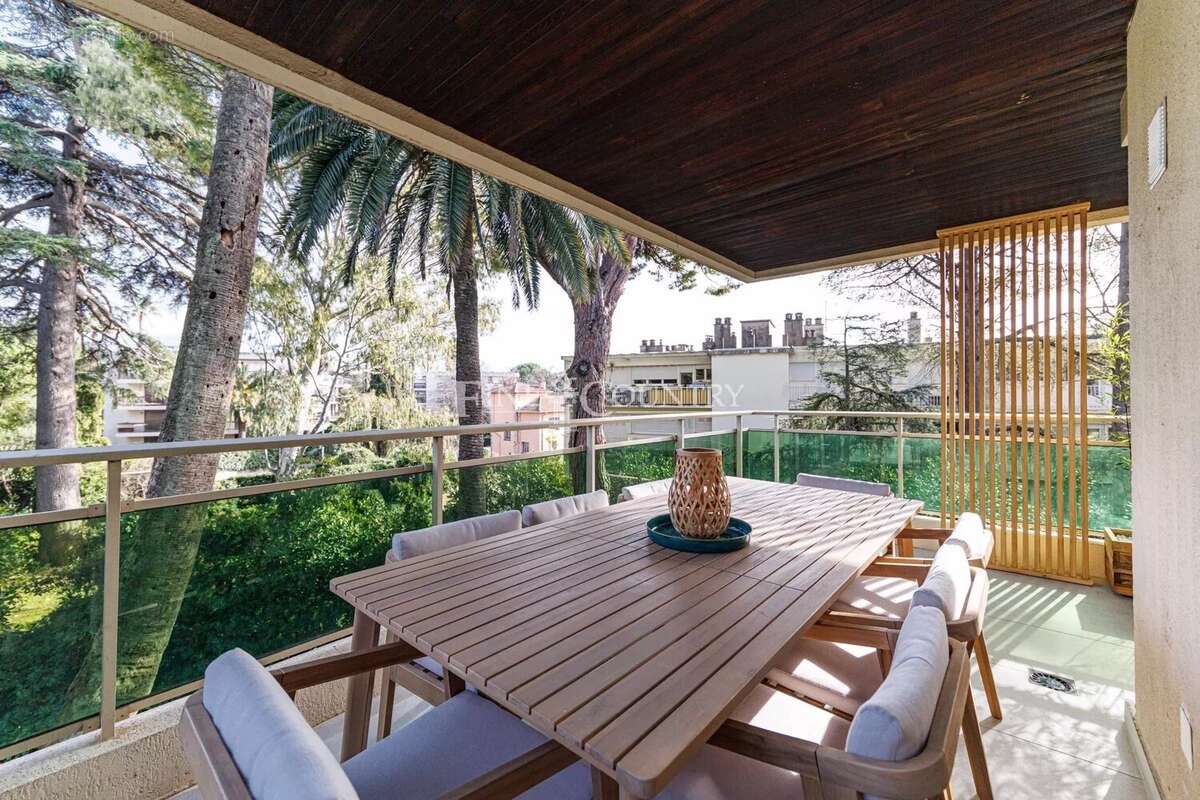 Appartement à CANNES