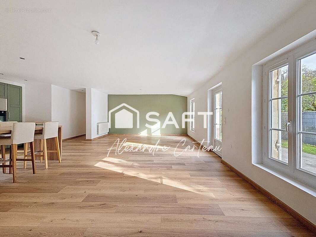 Photo 2 - Maison à FARGUES-SAINT-HILAIRE