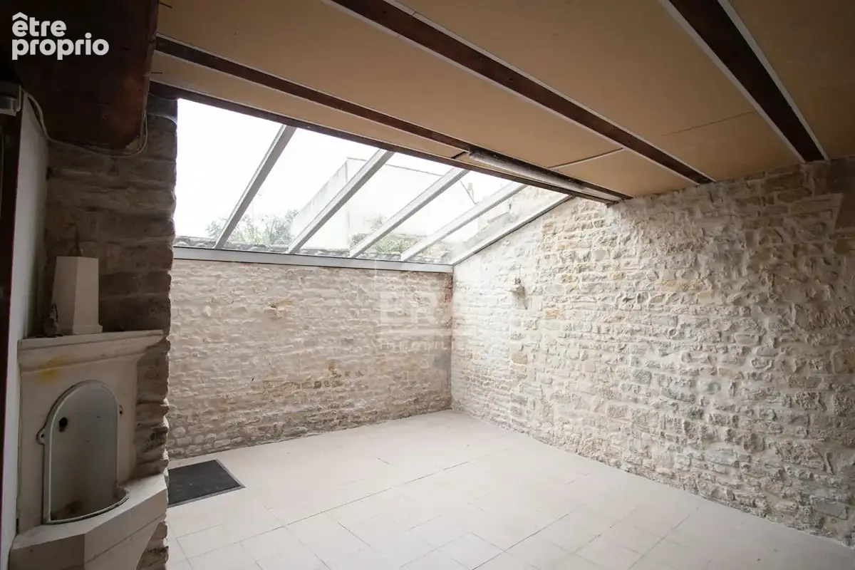 Grande maison familiale avec joli potentiel - photo 8