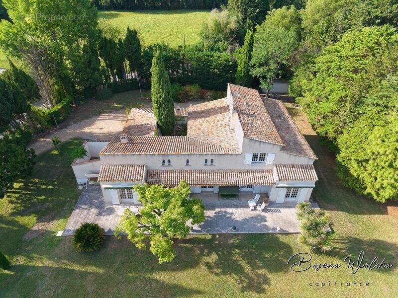 Maison à SALON-DE-PROVENCE