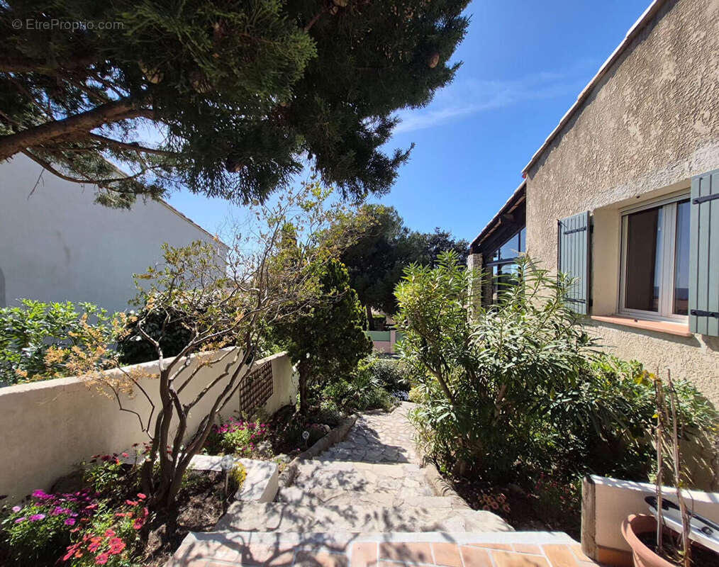 Maison à SAUSSET-LES-PINS