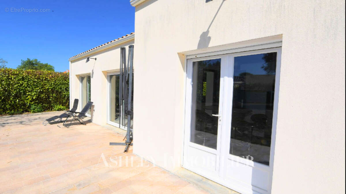 Maison de plain pied à vendre à 20 minutes de la rochelle - saint-sauveur d’aunis - photo 5