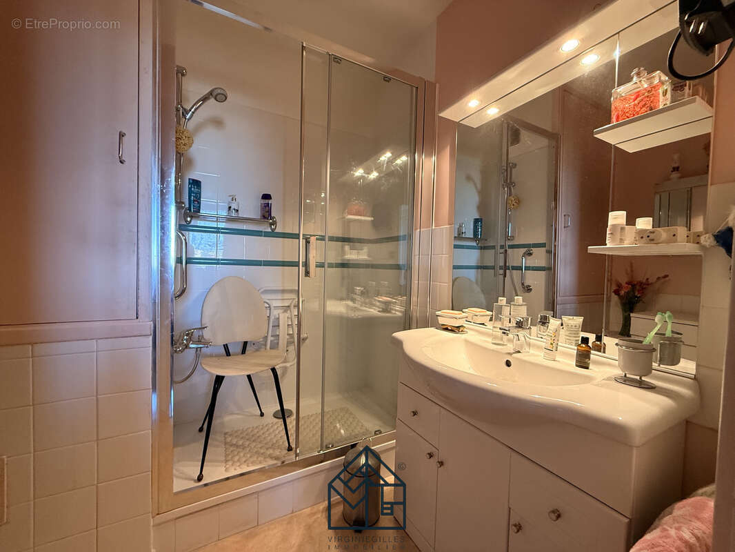 APPARTEMENT 80 m2 - vue dégagée - avec Concierge - photo 4