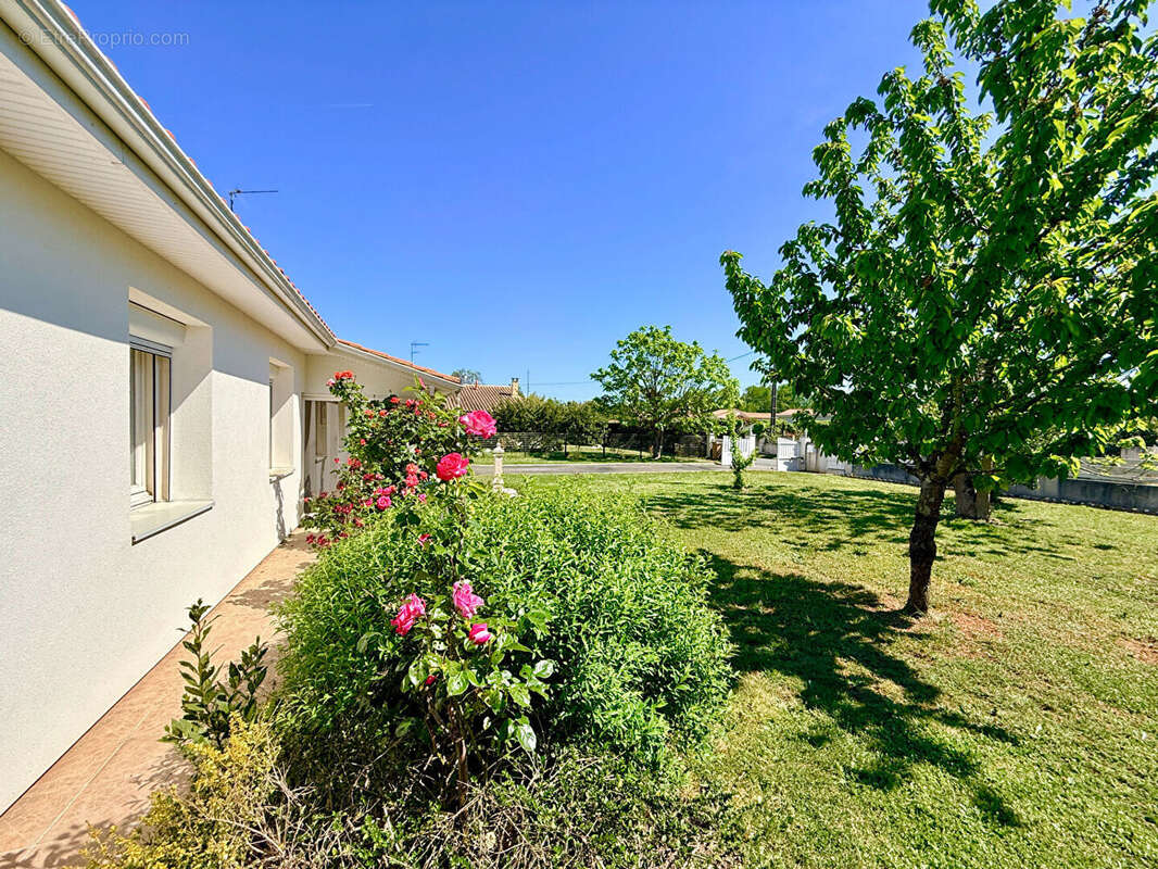Traditionnelle 3 chambres avec garage et piscine ! - photo 16