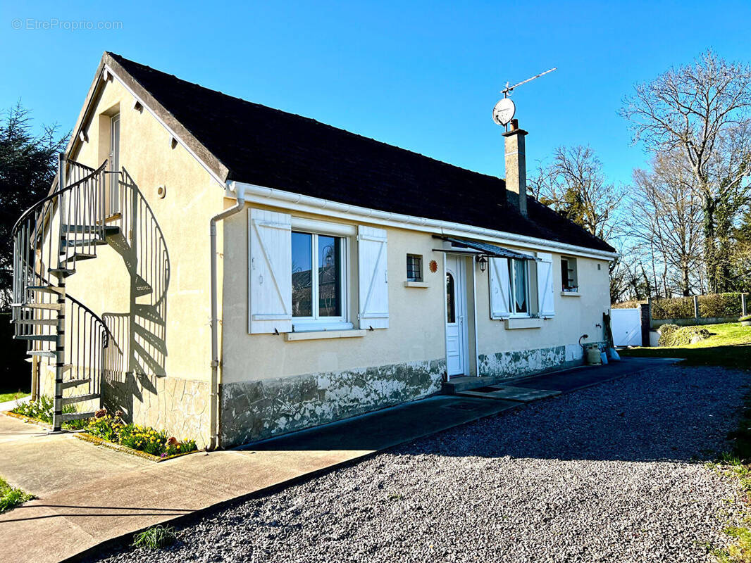 Maison à VERDEREL-LES-SAUQUEUSE