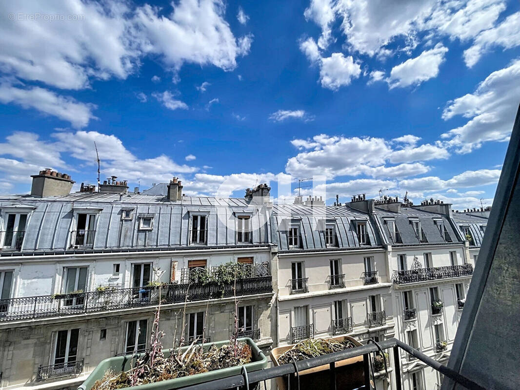 Appartement à PARIS-11E