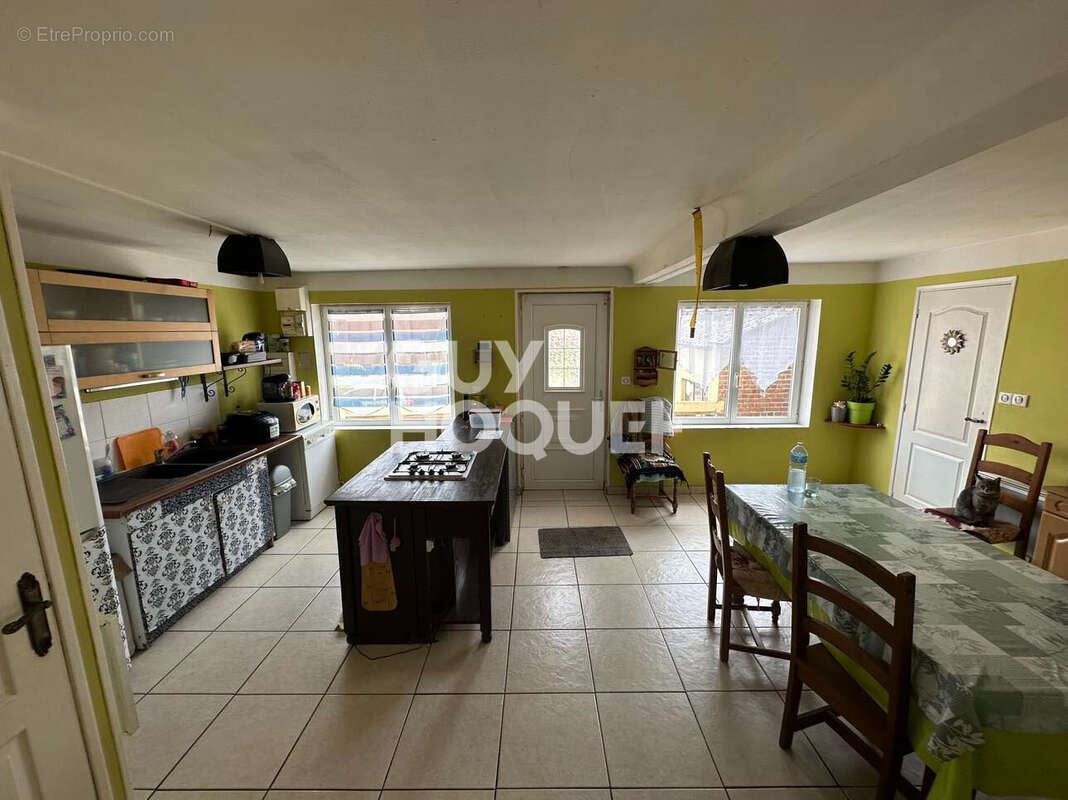 Appartement à BOUQUEHAULT