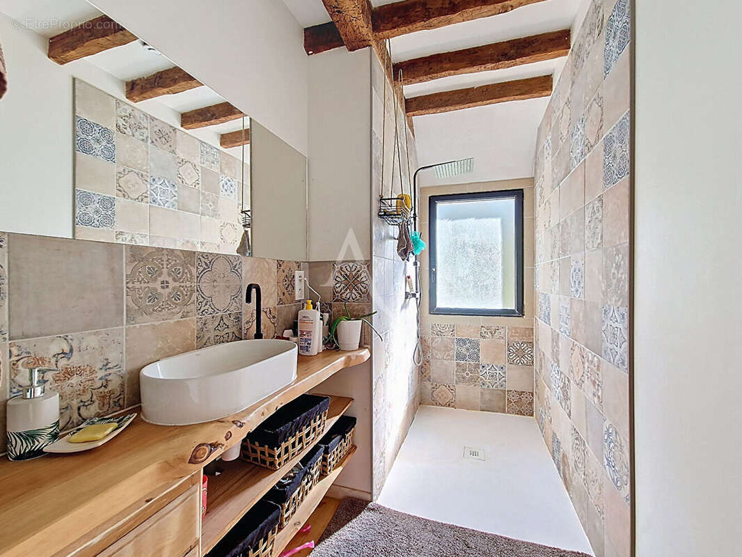 Maison à DOUE-LA-FONTAINE