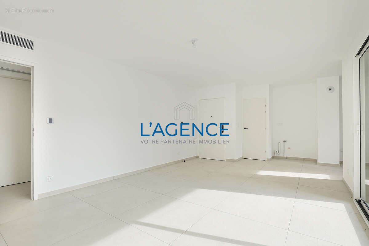 Appartement à HYERES
