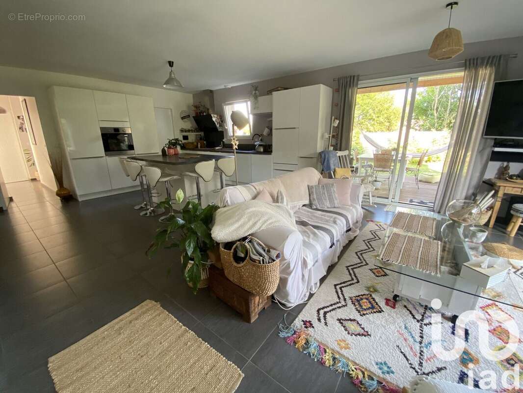 Photo 5 - Maison à IZON