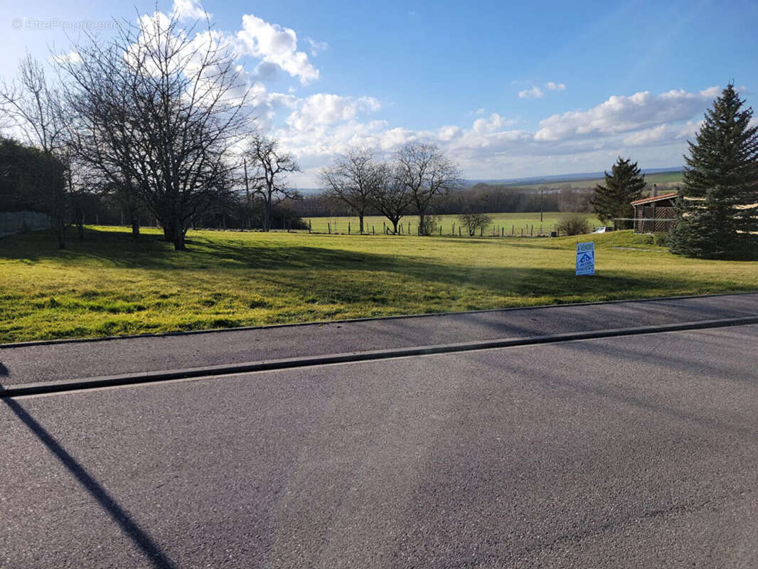 Terrain à BOURDONNAY