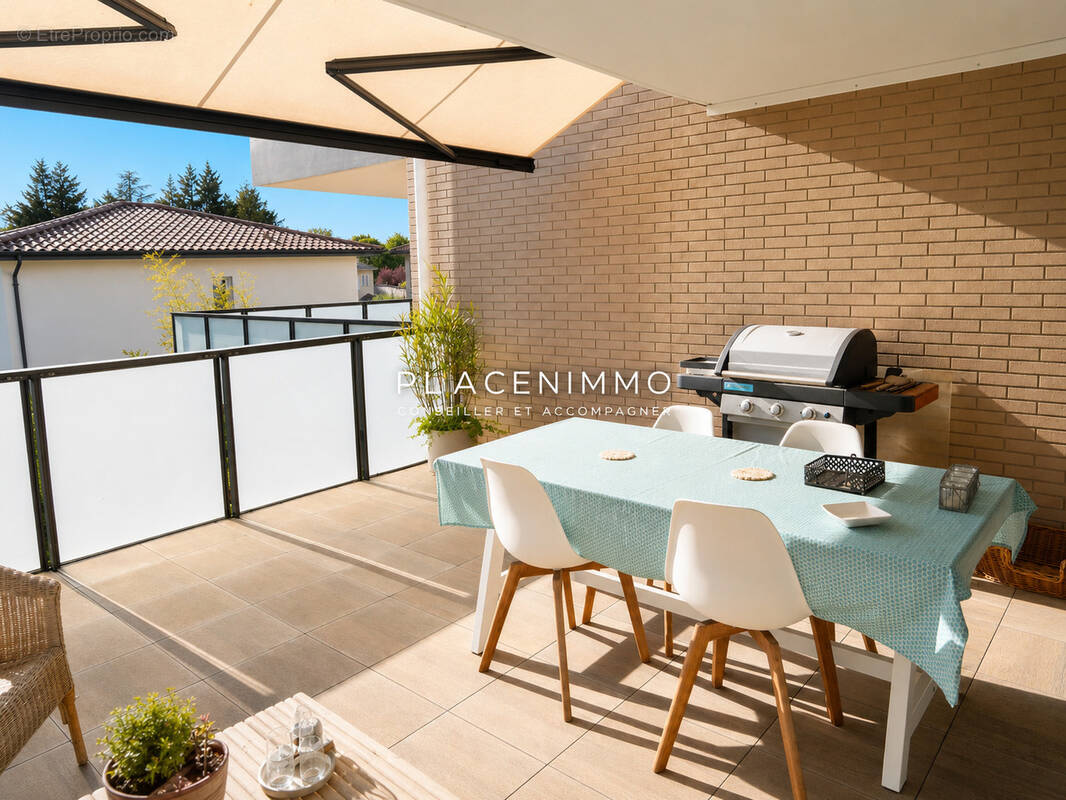 Appartement à CHARBONNIERES-LES-BAINS